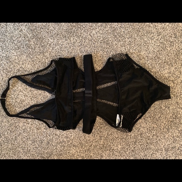 Bathing suit - Picture 2 of 2